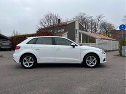 Begagnad 2017 Audi A3 Sportback Comfort Halvkombi | 125 000 kr (Marknadspris)