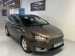 Brun Begagnad 2016 Ford Focus Kombi | 84 900 kr (Superpris)