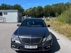 Grå Begagnad 2010 Mercedes E220 AMG Kombi | 60 000 kr