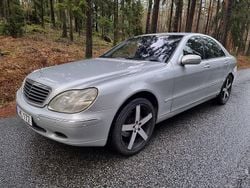 Silver Begagnad 2002 Mercedes S320 Sedan | 39 900 kr
