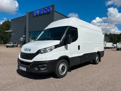 Vit Begagnad 2022 Iveco Daily Van | 298 750 kr