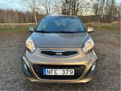Brun Begagnad 2013 Kia Picanto Halvkombi | 36 500 kr (Marknadspris)