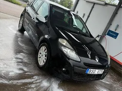 Svart Begagnad 2010 Renault Clio R.S. Halvkombi | 26 900 kr (Marknadspris)