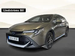 Grön Begagnad 2021 Toyota Corolla SUV | 269 900 kr (Dyr)