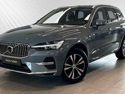 Grå Begagnad 2023 Volvo XC60 Core SUV | 479 000 kr (Marknadspris)