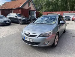 Grå Begagnad 2012 Opel Astra Enjoy Kombi | 42 900 kr (Marknadspris)