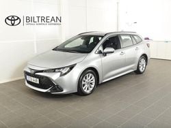 Silver Begagnad 2023 Toyota Corolla Active Kombi | 259 900 kr (Marknadspris)
