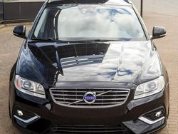 Svart Begagnad 2015 Volvo V70 Kombi | 200 000 kr (Dyr)