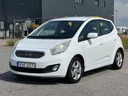 Vit Begagnad 2011 Kia Venga Comfort Halvkombi | 44 900 kr (Marknadspris)