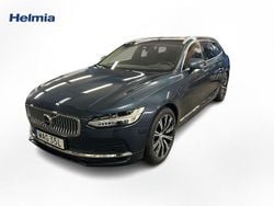 Mörkblå (blå) Begagnad 2023 Volvo V90 Core Kombi | 419 000 kr (Marknadspris)