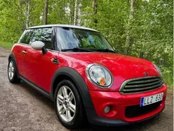 Röd Begagnad 2012 Mini Cooper D Halvkombi | 58 000 kr (Bra pris)