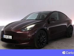 Röd Begagnad 2023 Tesla Model Y Performance SUV | 473 900 kr (Marknadspris)