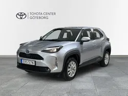 Silver Begagnad 2021 Toyota Yaris Cross Active SUV | 254 900 kr (Marknadspris)