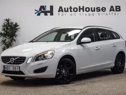 Vit Begagnad 2012 Volvo V60 Momentum Kombi | 84 000 kr (Lite dyr)