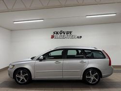 Ljusgrå Begagnad 2012 Volvo V50 Momentum Kombi | 91 500 kr (Dyr)