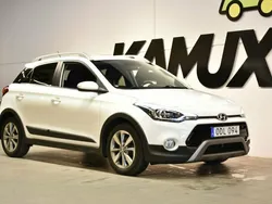 Vit Begagnad 2016 Hyundai i20 Active SUV | 119 900 kr (Marknadspris)