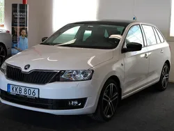 Vit Begagnad 2014 Skoda Rapid Halvkombi | 74 900 kr (Marknadspris)