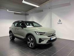 Grön Begagnad 2023 Volvo XC40 Single Motor SUV | 324 500 kr