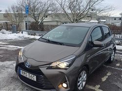 Begagnad 2019 Toyota Yaris Hybrid Halvkombi | 149 000 kr (Bra pris)