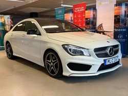 Vit Begagnad 2015 Mercedes CLA220 AMG Sedan | 249 900 kr (Lite dyr)