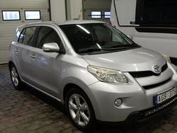Silver Begagnad 2011 Toyota Urban Cruiser SUV | 54 000 kr (Marknadspris)