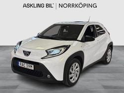 Vit Begagnad 2022 Toyota Aygo Comfort Halvkombi | 149 000 kr (Marknadspris)