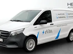 Vit (white) Ny 2024 Mercedes e-Vito Minibuss | 599 900 kr (Marknadspris)