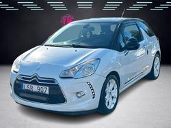 Vit Begagnad 2011 Citroën DS3 Halvkombi | 33 900 kr