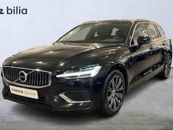 Svart Begagnad 2021 Volvo V60 Kombi | 279 900 kr (Superpris)