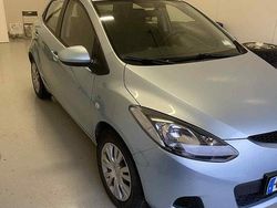 Blå Begagnad 2008 Mazda 2 Halvkombi | 23 000 kr (Marknadspris)