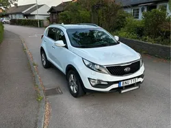 Vit Begagnad 2015 Kia Sportage SUV | 123 000 kr (Marknadspris)