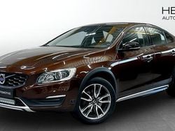 Brun (brown) Begagnad 2016 Volvo S60 CC Summum Sedan | 188 700 kr