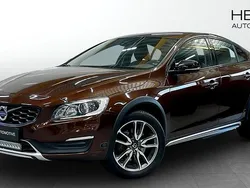 Brun (brown) Begagnad 2016 Volvo S60 CC Summum Sedan | 188 700 kr
