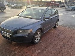 Blå Begagnad 2006 Volvo V50 Kombi | 17 500 kr (Bra pris)