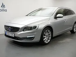 Silver Begagnad 2015 Volvo V60 Business Edition Kombi | 159 900 kr (Marknadspris)