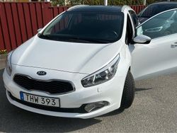 Vit Begagnad 2015 Kia Ceed Sportswagon Comfort Kombi | 89 000 kr (Marknadspris)