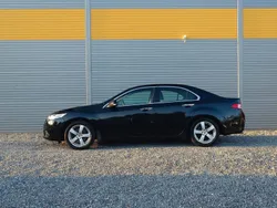 Svart Begagnad 2012 Honda Accord Executive Sedan | 139 900 kr (Dyr)