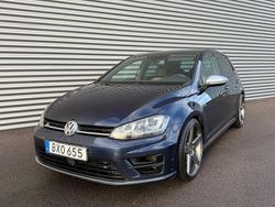 Mörkblå Begagnad 2014 VW Golf VII R Halvkombi | 179 900 kr (Marknadspris)