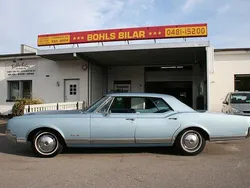 Ljusblå Begagnad 1966 Oldsmobile Delta 88 Sedan | 169 000 kr