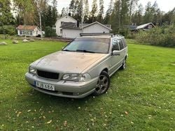 Grå Begagnad 2000 Volvo V70 Kombi | 19 500 kr (Lite dyr)