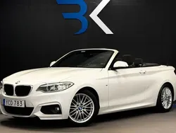 Vit Begagnad 2016 BMW 220 M Sport Cab | 229 900 kr (Marknadspris)