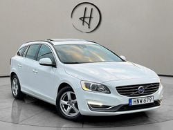 Vit Begagnad 2014 Volvo V60 Momentum Kombi | 139 900 kr (Lite dyr)
