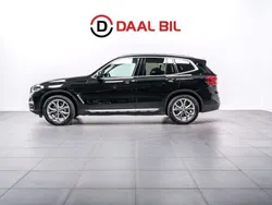 Svart Begagnad 2021 BMW X3 xLine SUV | 334 700 kr