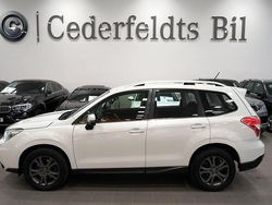 Vit Begagnad 2015 Subaru Forester SUV | 135 800 kr (Marknadspris)