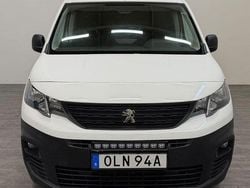 Vit Begagnad 2020 Peugeot Partner Minibuss | 119 000 kr (Superpris)