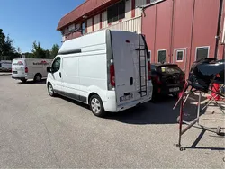 Vit Begagnad 2011 Renault Trafic Van | 75 000 kr (Lite dyr)