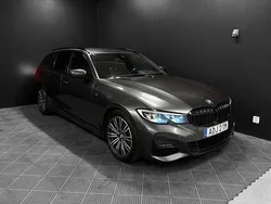 Grå Begagnad 2020 BMW 320 M Sport Kombi | 259 700 kr (Lite dyr)