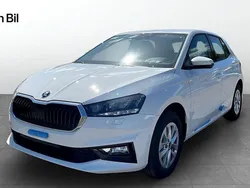 Vit Ny 2025 Skoda Fabia Selection Halvkombi | 225 000 kr (Marknadspris)