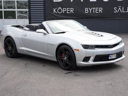 Silver (silver ice metallic) Begagnad 2014 Chevrolet Camaro SS Cab | 339 000 kr (Dyr)