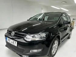 Svart Begagnad 2014 VW Polo Halvkombi | 74 900 kr (Marknadspris)